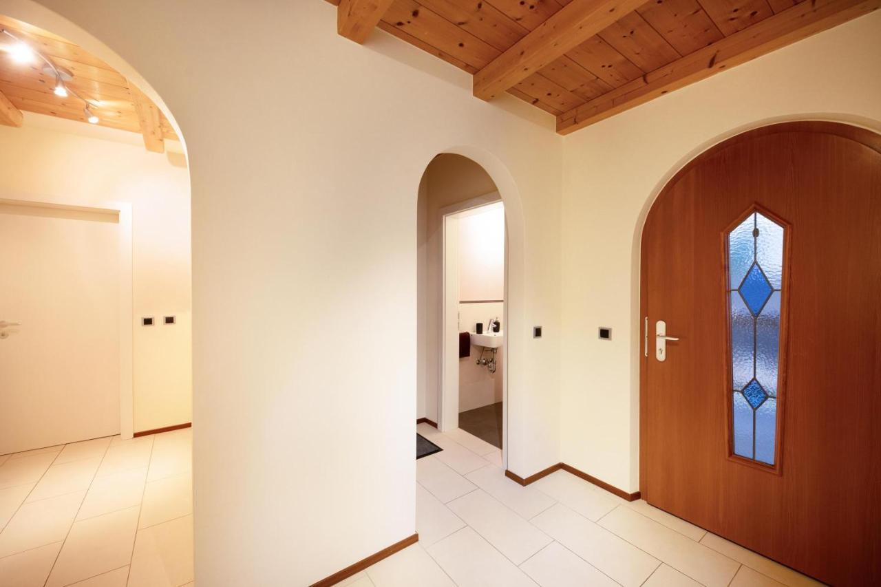 Apartement Huck Cornedo all'Isarco المظهر الخارجي الصورة